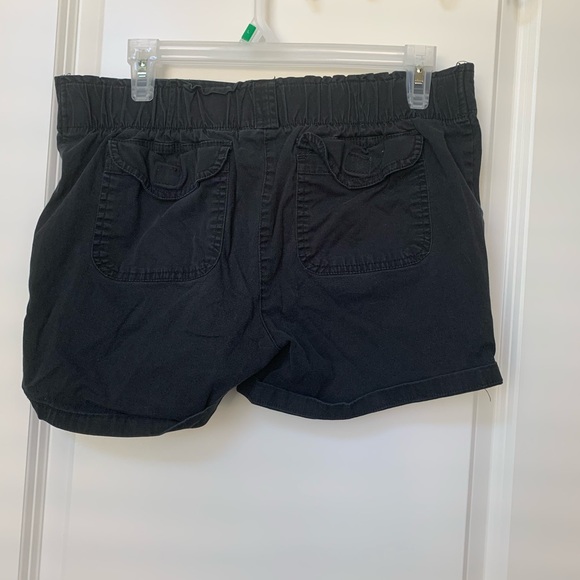 Maternity Shorts - Picture 2 of 4